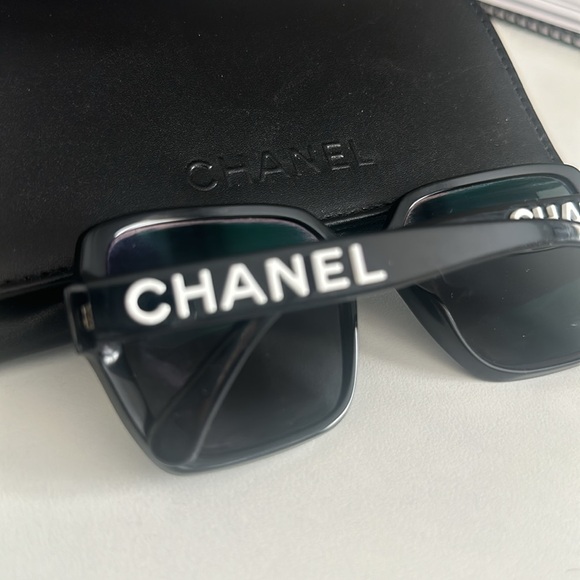 CHANEL Square Sunglasses - Picture 3 of 5